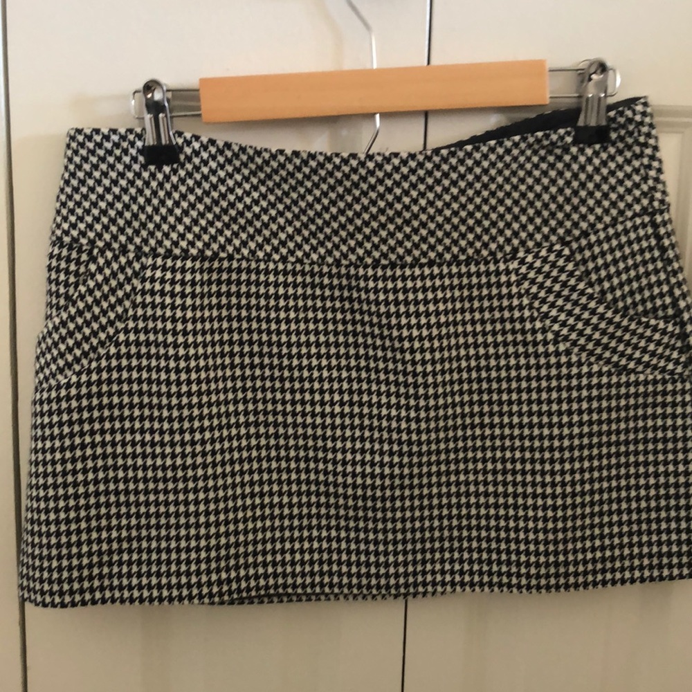 Checkered mini skirt